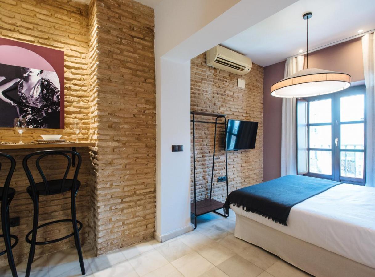 Suites Triana Sevilla Apartments Exterior foto
