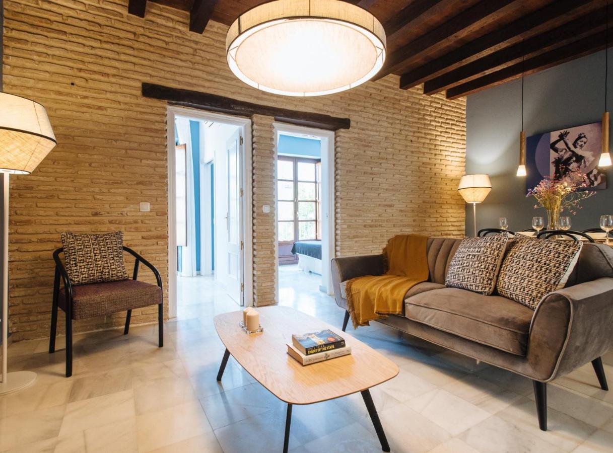 Suites Triana Sevilla Apartments Exterior foto