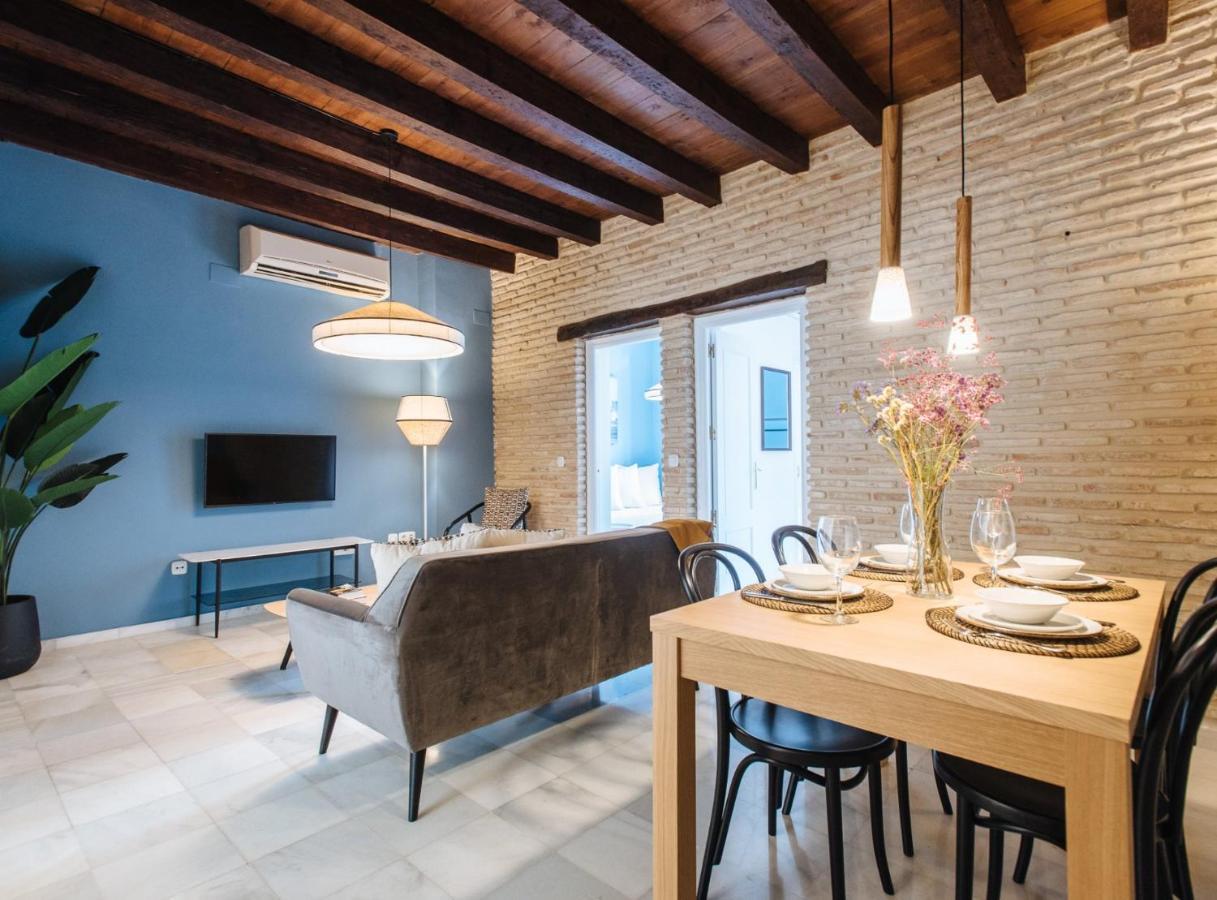 Suites Triana Sevilla Apartments Exterior foto